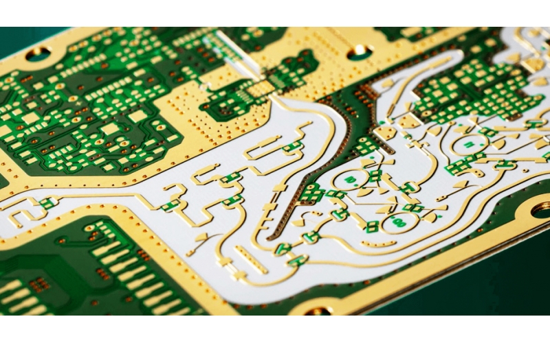 PCB板各個(gè)層之間有什么不同？