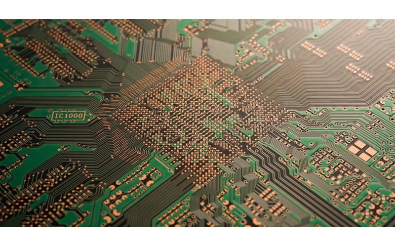 太陽能電池板的PCBA設(shè)計挑戰(zhàn)：能量捕捉、轉(zhuǎn)換效率和可靠性