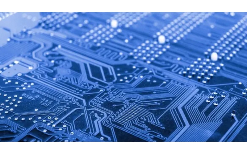 PCB設(shè)計布局技巧分享：提高電路板性能和可靠性的實用方法