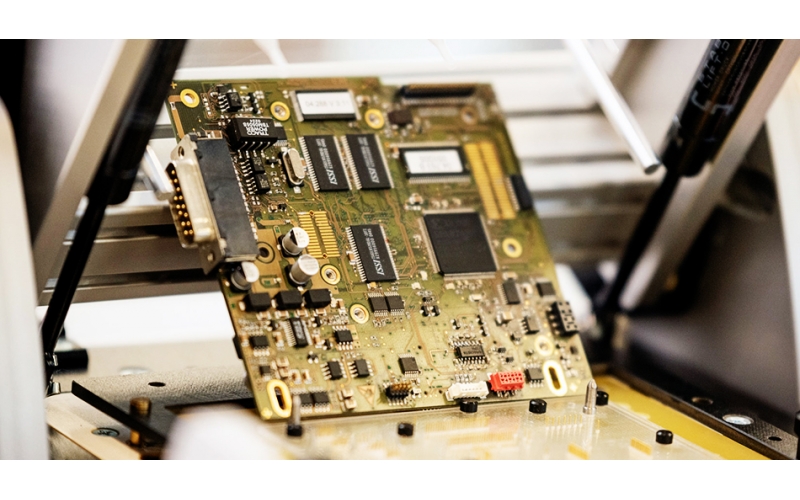 汽車(chē)電子PCBA測(cè)試的獨(dú)特要求與解決方案